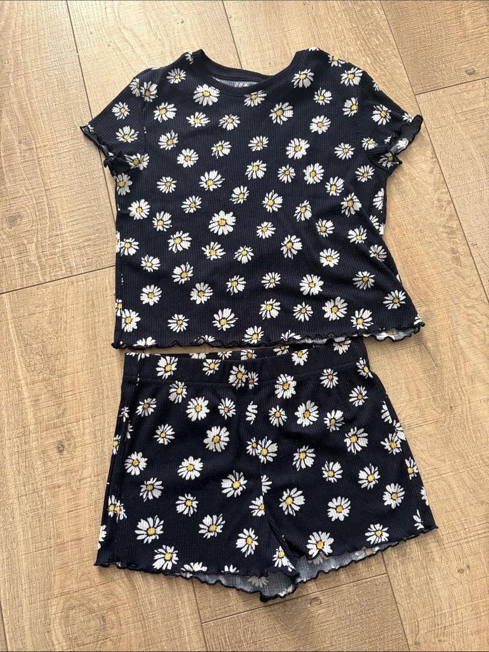 Old Navy Black Daisy Short Pajama Set for Kids